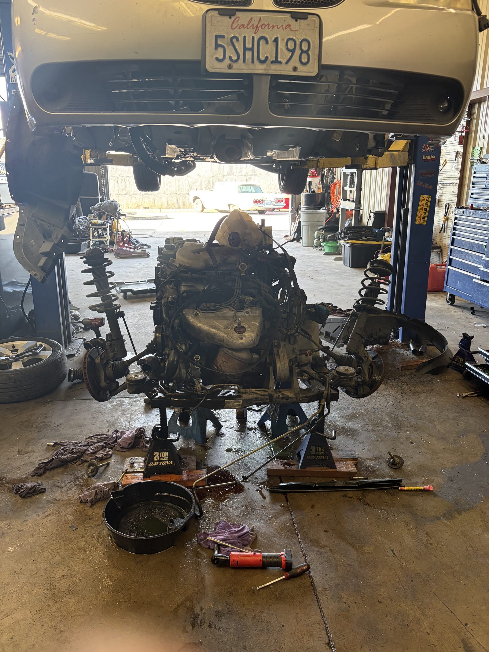 Audi SQ5 engine swap in progress