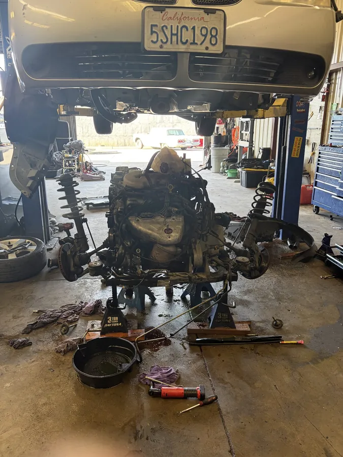 Audi SQ5 engine swap in progress