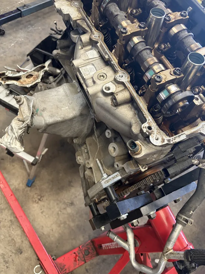 V8 top end on engine stand