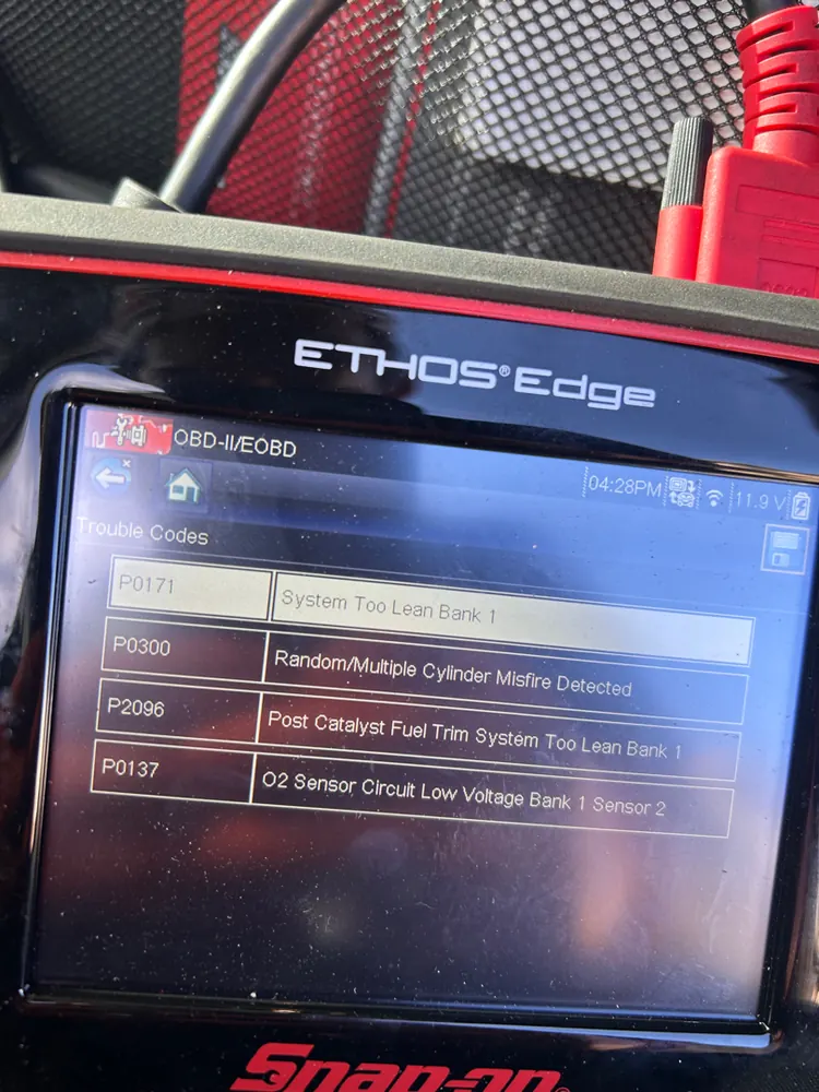 Snap-on scanner showing P0171, P0300, P2096 and P0137 on a 2021 Jeep Wrangler in Riverside CA
