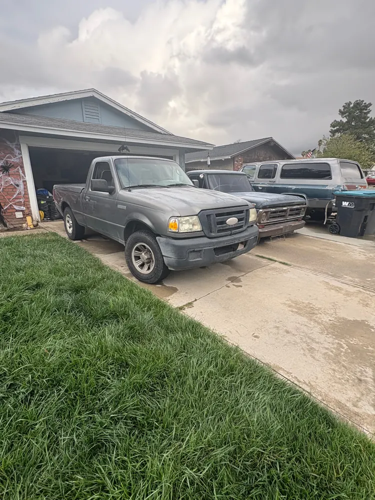 Mobile oil change setup at a Hemet CA driveway